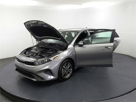 2022 Kia Forte LXS in Youngstown, OH - Jim Shorkey Youngstown