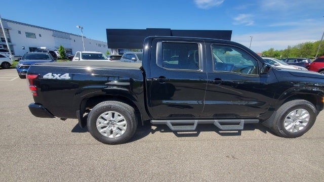 2022 Nissan Frontier SV Crew Cab SWB 4x4 Auto V6 in Youngstown, OH - Jim Shorkey Youngstown